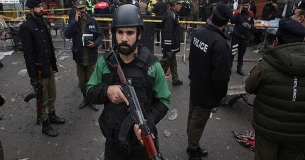 Pakistan: Terrorists enter Karachi police chief's office